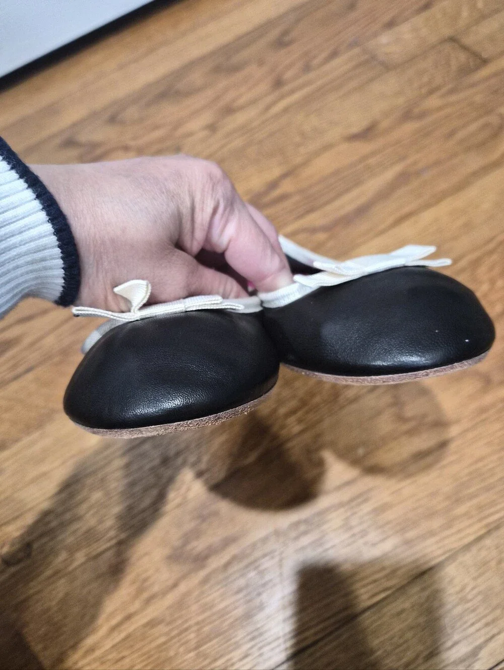Anna‎ Baiguera Black Soft Leather Ballet Flats White Bow Trim EU 40 Italy